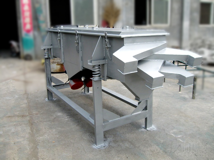 四層直線振動(dòng)篩