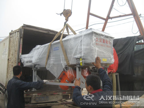 多層直線振動篩發貨 多層直線振動篩發貨