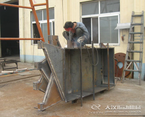 多層直線振動篩生產制造 多層直線振動篩生產制造