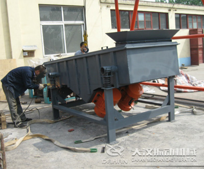 碳鋼直線振動篩制造 碳鋼直線振動篩制造